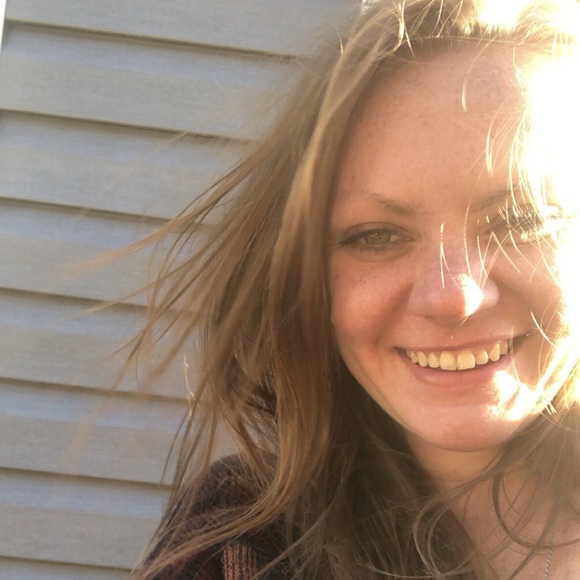 Meet your Posher, Savannah - Picture 1 of 1